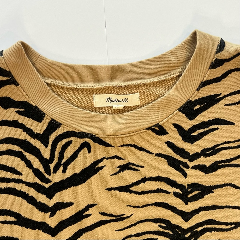 Madewell Gold and Black Women’s Tiger Print Crewneck Sweater - Picture 3 of 6